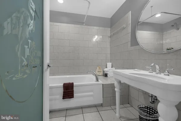 $5,200,000 | 21384 Coopertown Road, Tilghman, MD 21671