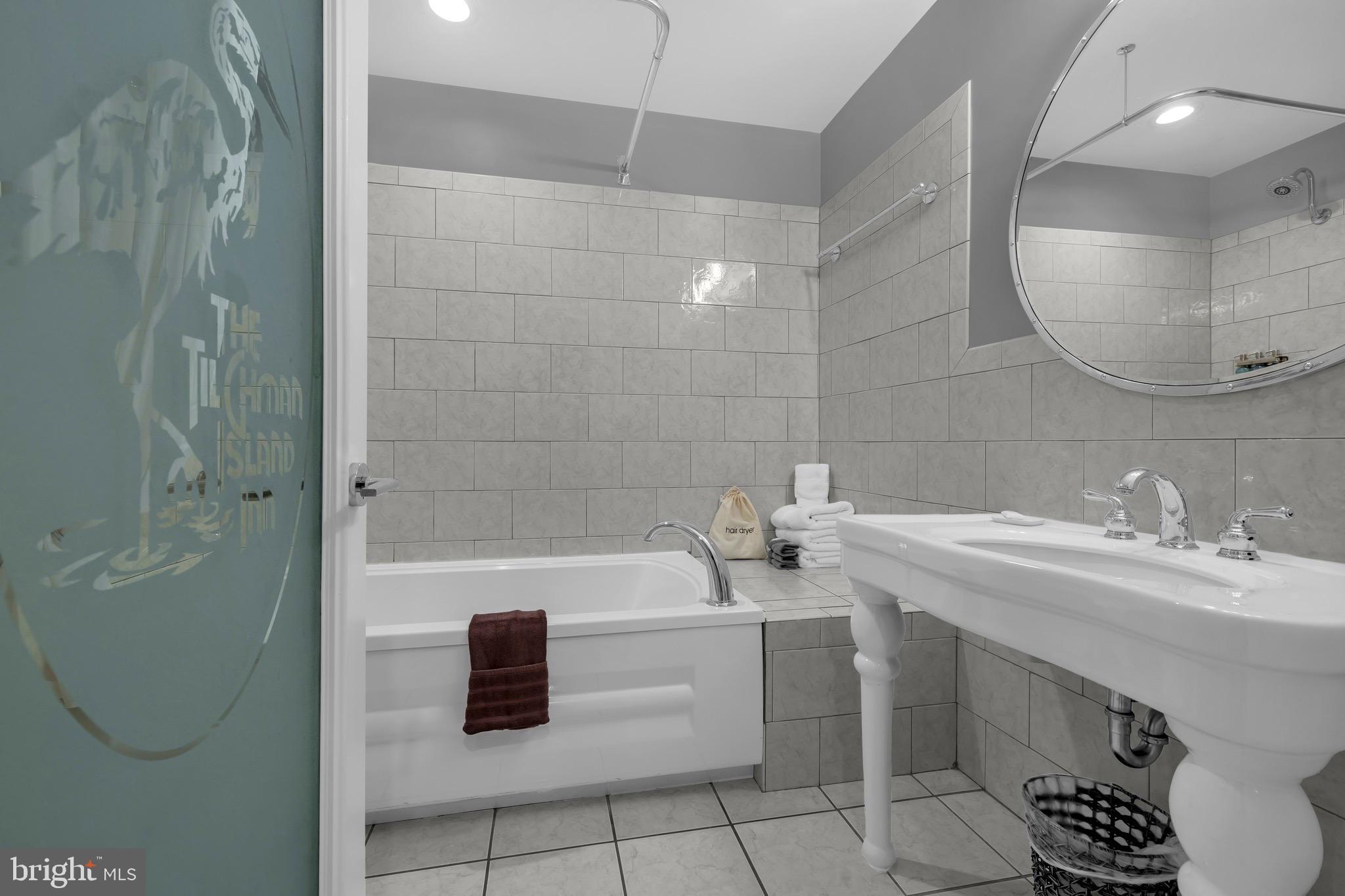 21384 Coopertown Road Tilghman, MD 21671 - Photo 20 of 25 Full bath