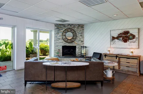 $5,200,000 | 21384 Coopertown Road, Tilghman, MD 21671