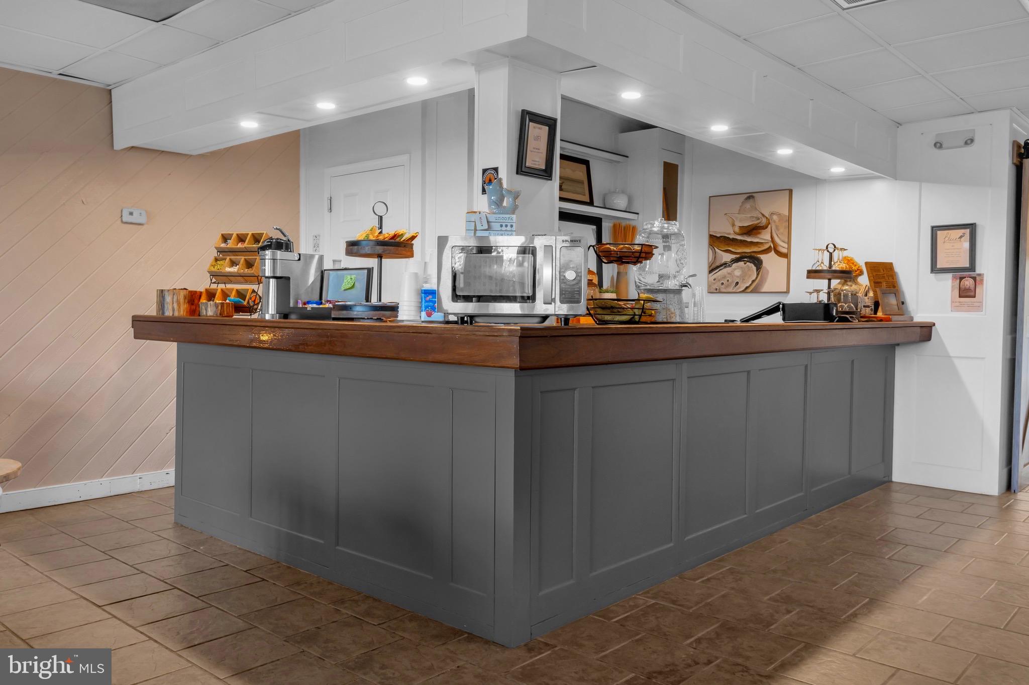 21384 Coopertown Road Tilghman, MD 21671 - Photo 8 of 25 Breakfast Bar Near Living Room/Lounge