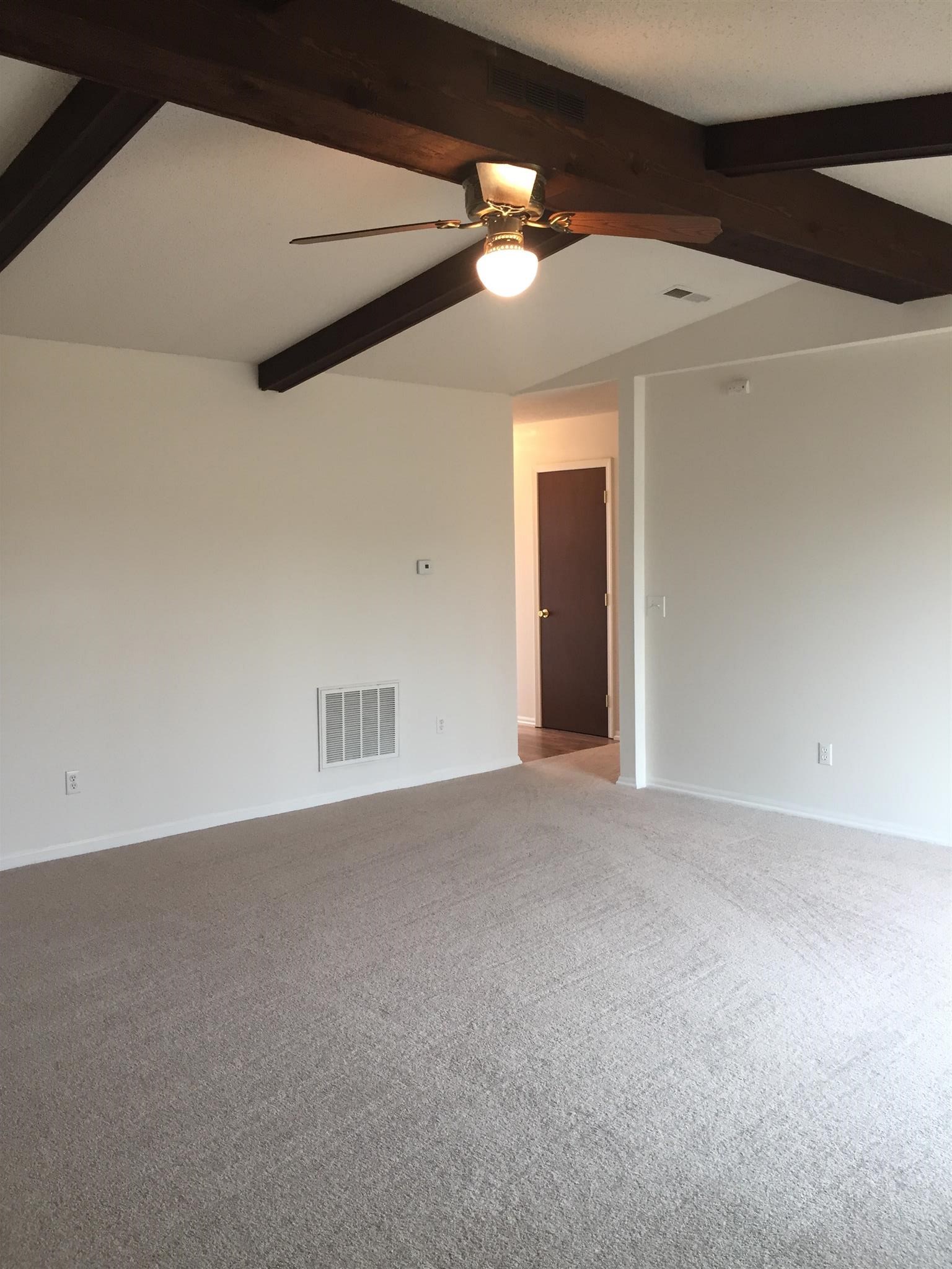 9123 Mariners Ridge Drive Fort Wayne, IN 46819 - Photo 4 of 22