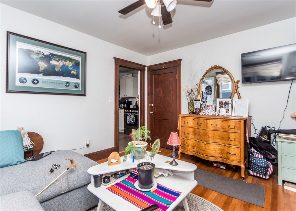 1093 Main Street, Unit 2 Waltham, MA 02451 - Photo 12 of 19