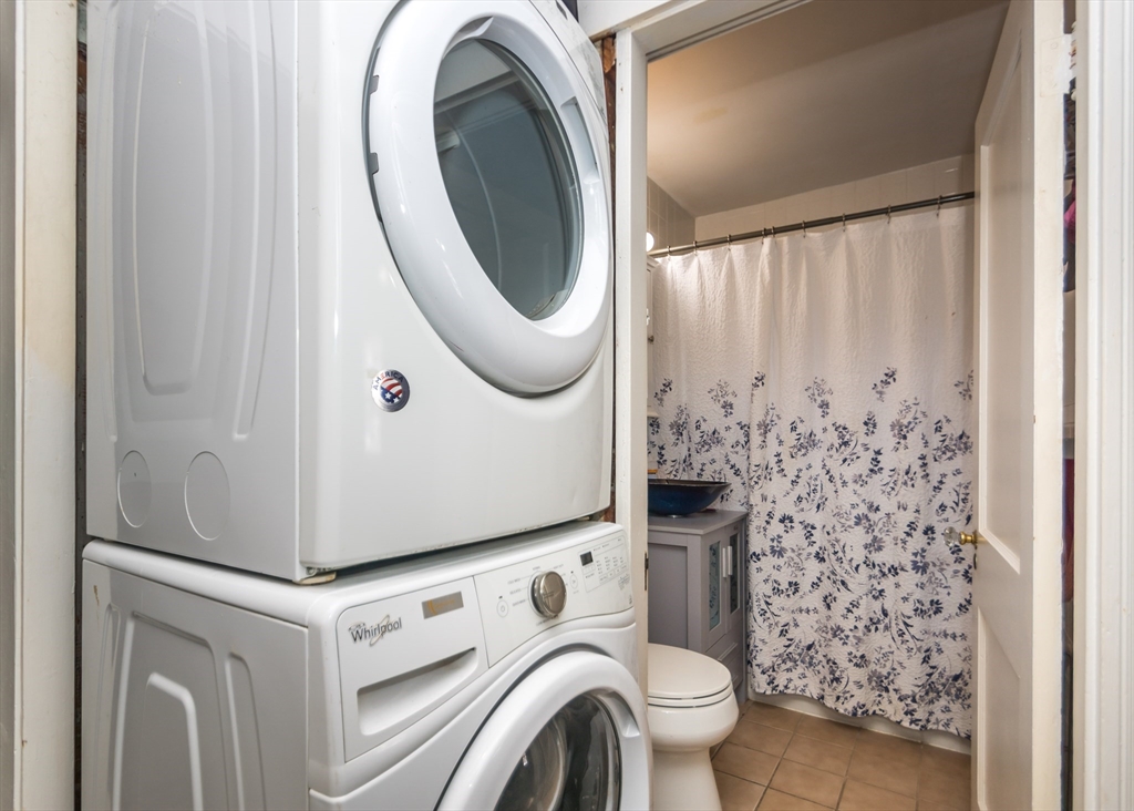 1093 Main Street, Unit 2 Waltham, MA 02451 - Photo 5 of 19