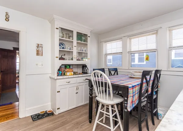 $2,700 | 1093 Main Street, Unit 2, Waltham, MA 02451