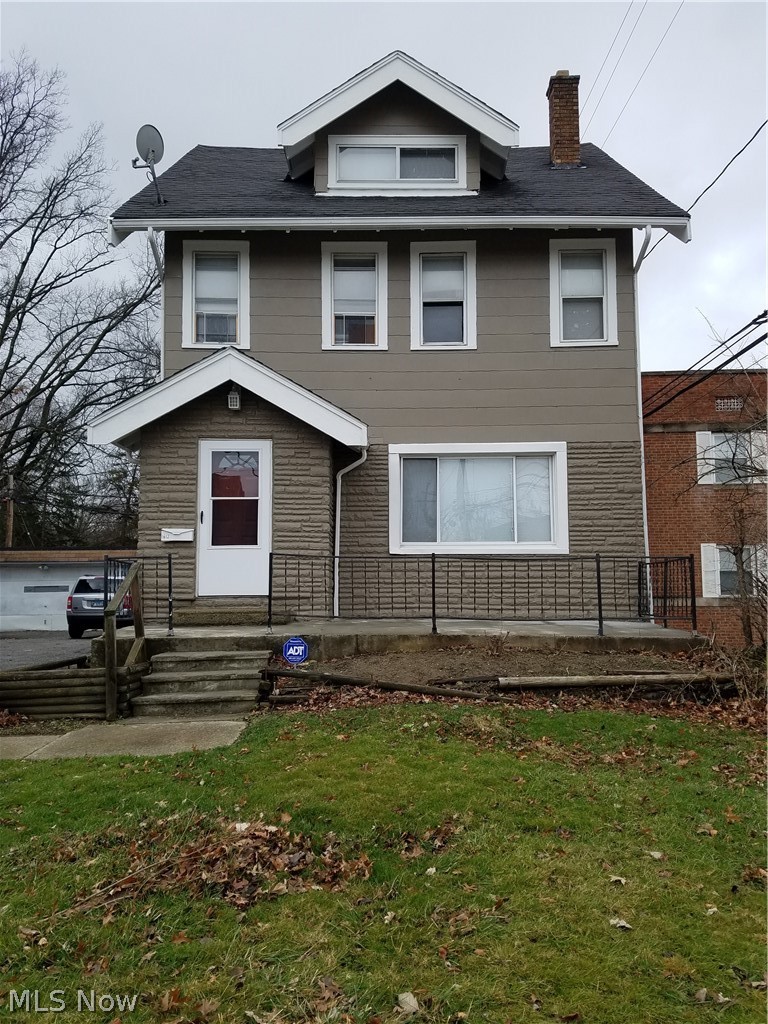 1612 Coventry Road Cleveland, OH 44118 - Photo 1 of 20 Gallery Image 1