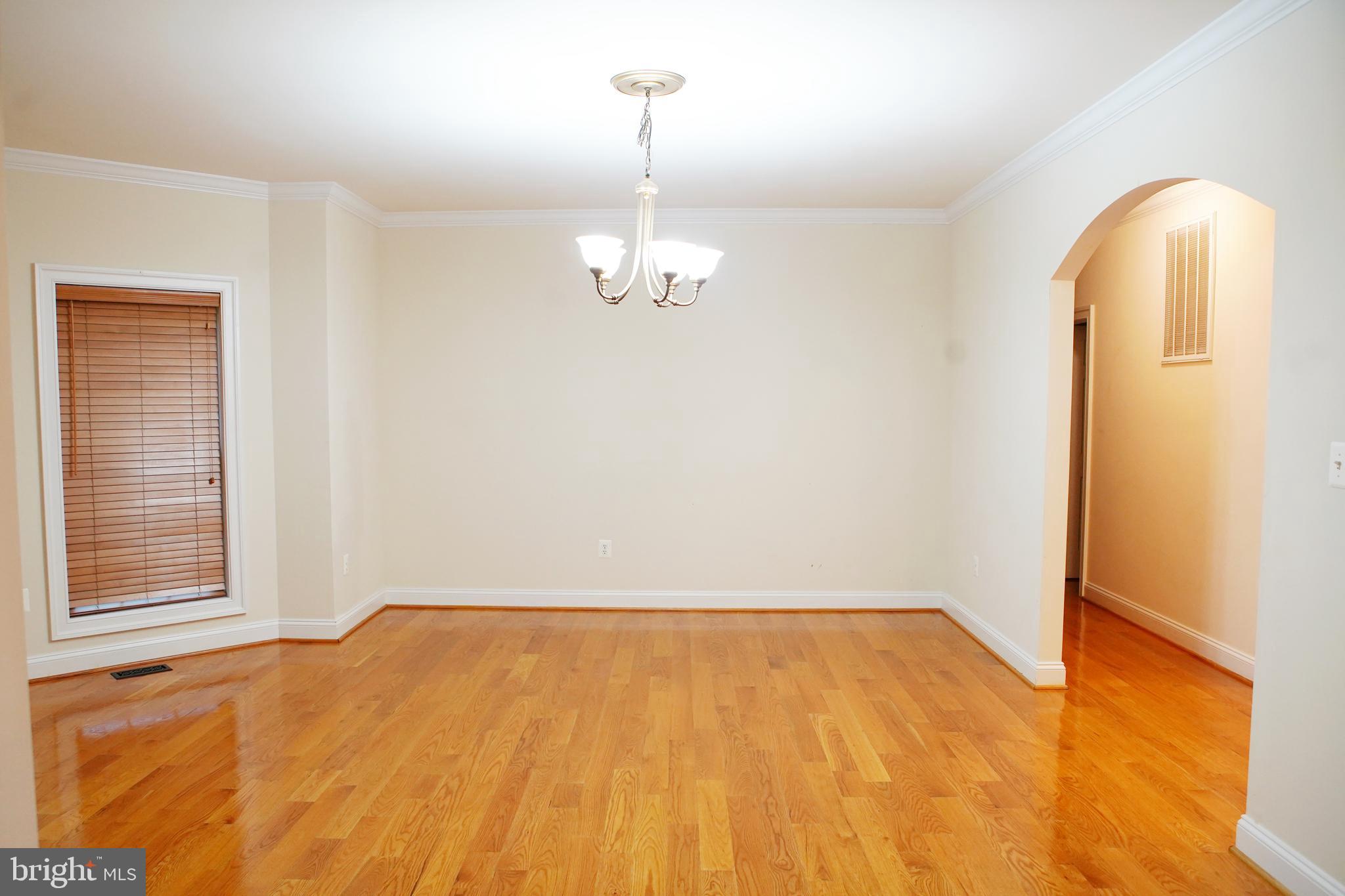 15613 Thoroughfare Road Gainesville, VA 20155 - Photo 7 of 106