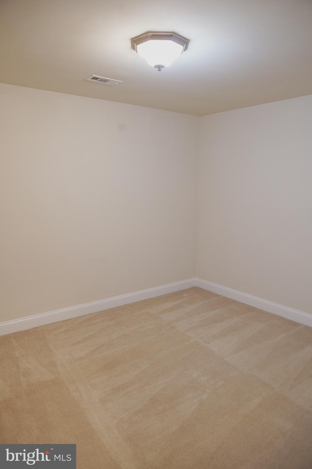 15613 Thoroughfare Road Gainesville, VA 20155 - Photo 93 of 106