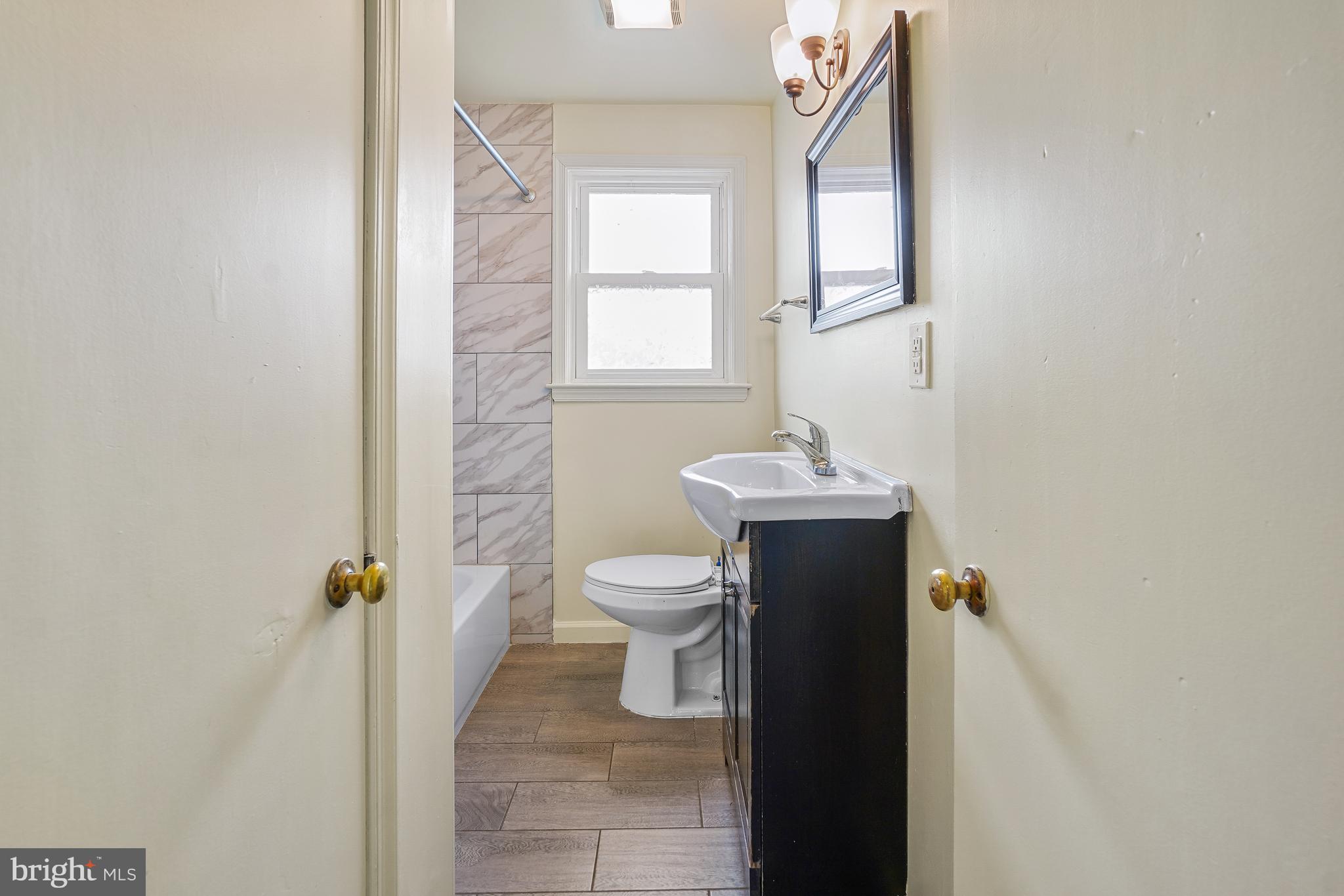 64 Garden Ridge Road Baltimore, MD 21228 - Photo 22 of 30 Full Bath