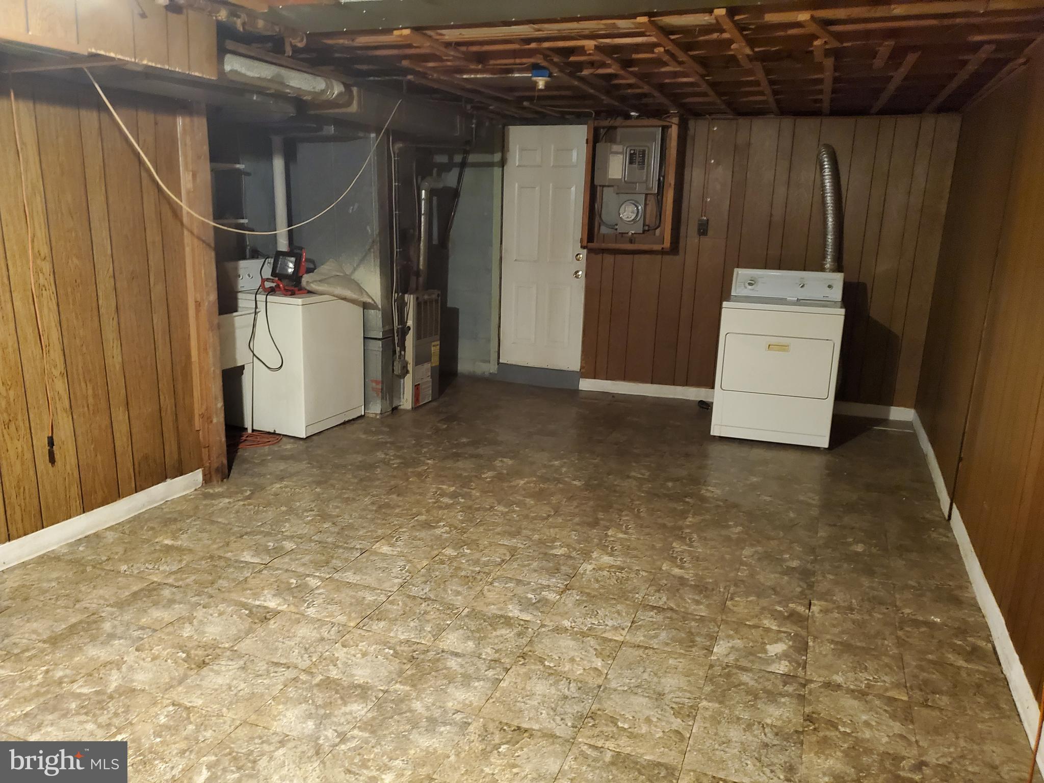 102 Wiltshire Road Baltimore, MD 21221 - Photo 13 of 15 Basement