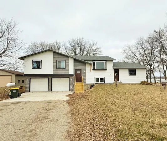 $347,000 | 7192 21st Avenue Northwest, Pennock, MN 56279