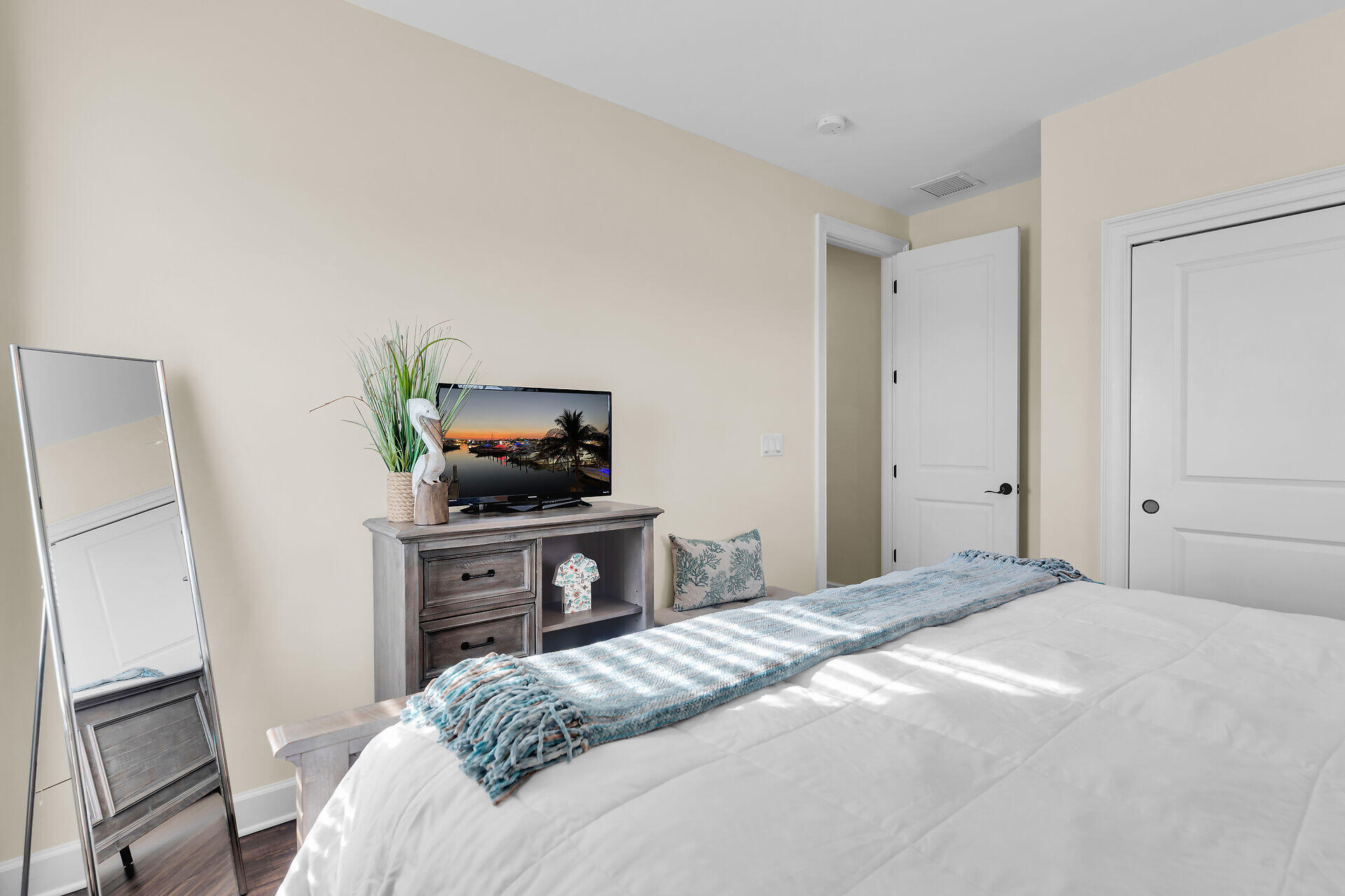 219 Sombrero Beach Road Marathon, FL 33050 - Photo 29 of 56 virtual-tour-360952-53