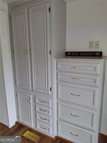 a view of walk in closet