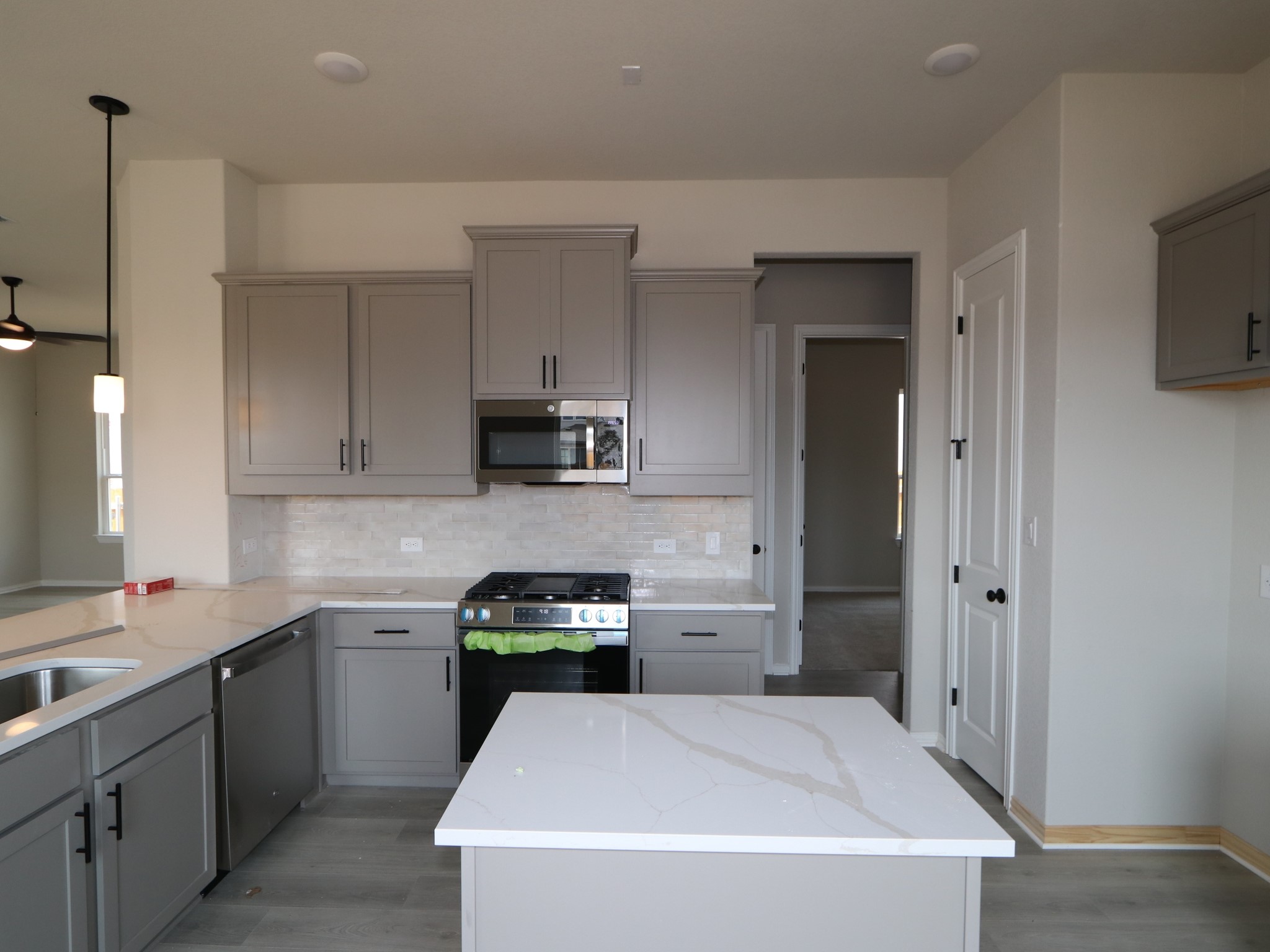 177 Grayson Elm Pass Dripping Springs, TX 78620 - Photo 5 of 12