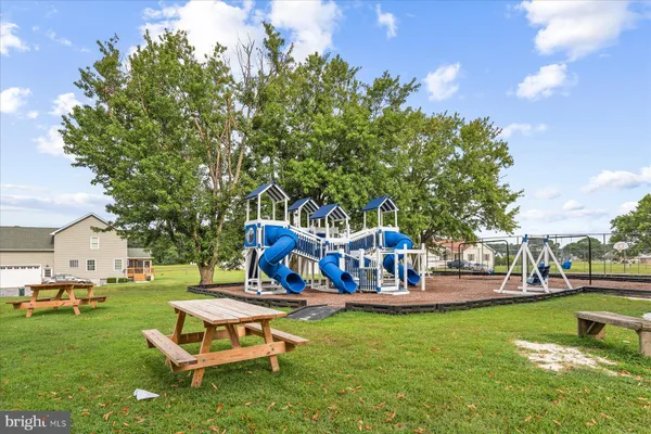 a view of a basketball court