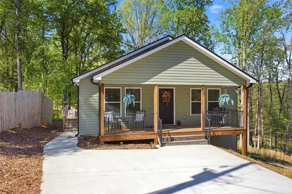 $255,000 | 109 Ledbetter Lane, Walhalla, SC 29691