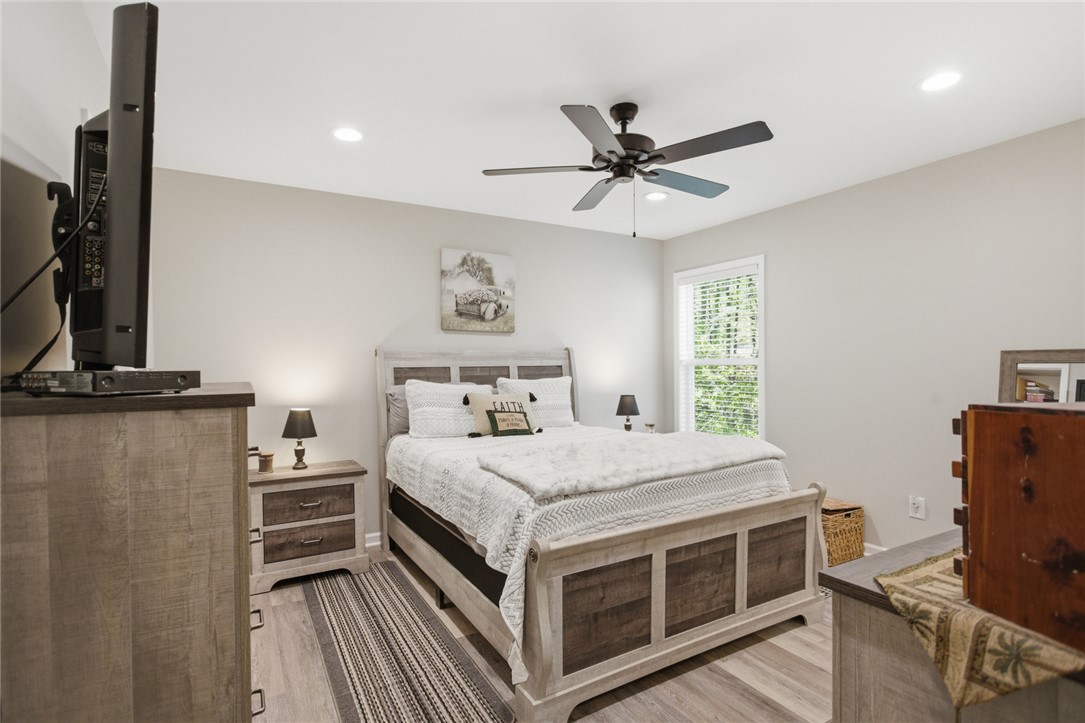 109 Ledbetter Lane Walhalla, SC 29691 - Photo 13 of 33