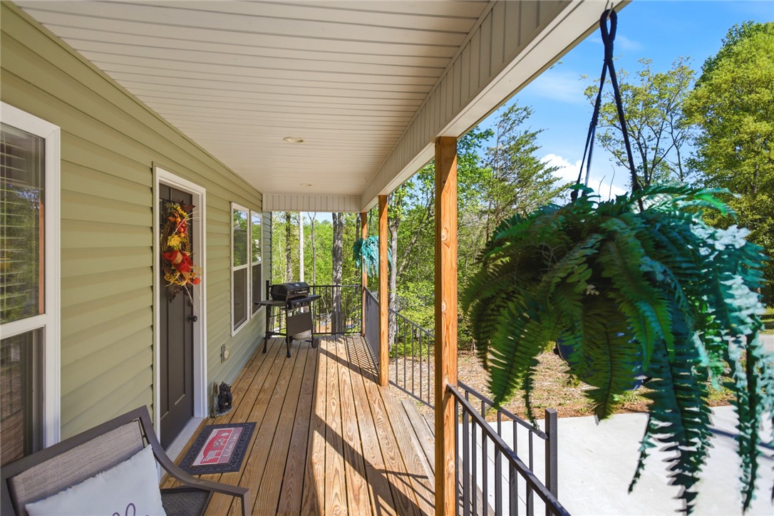 109 Ledbetter Lane Walhalla, SC 29691 - Photo 2 of 33