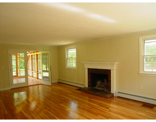 53 Laurel Road Bolton, MA 01740 - Photo 5 of 9