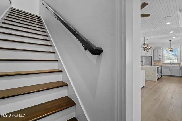 $2,250,000 | 527 Sandy Hook Drive, Pass Christian, MS 39571