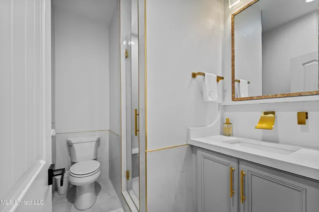 $2,250,000 | 527 Sandy Hook Drive, Pass Christian, MS 39571