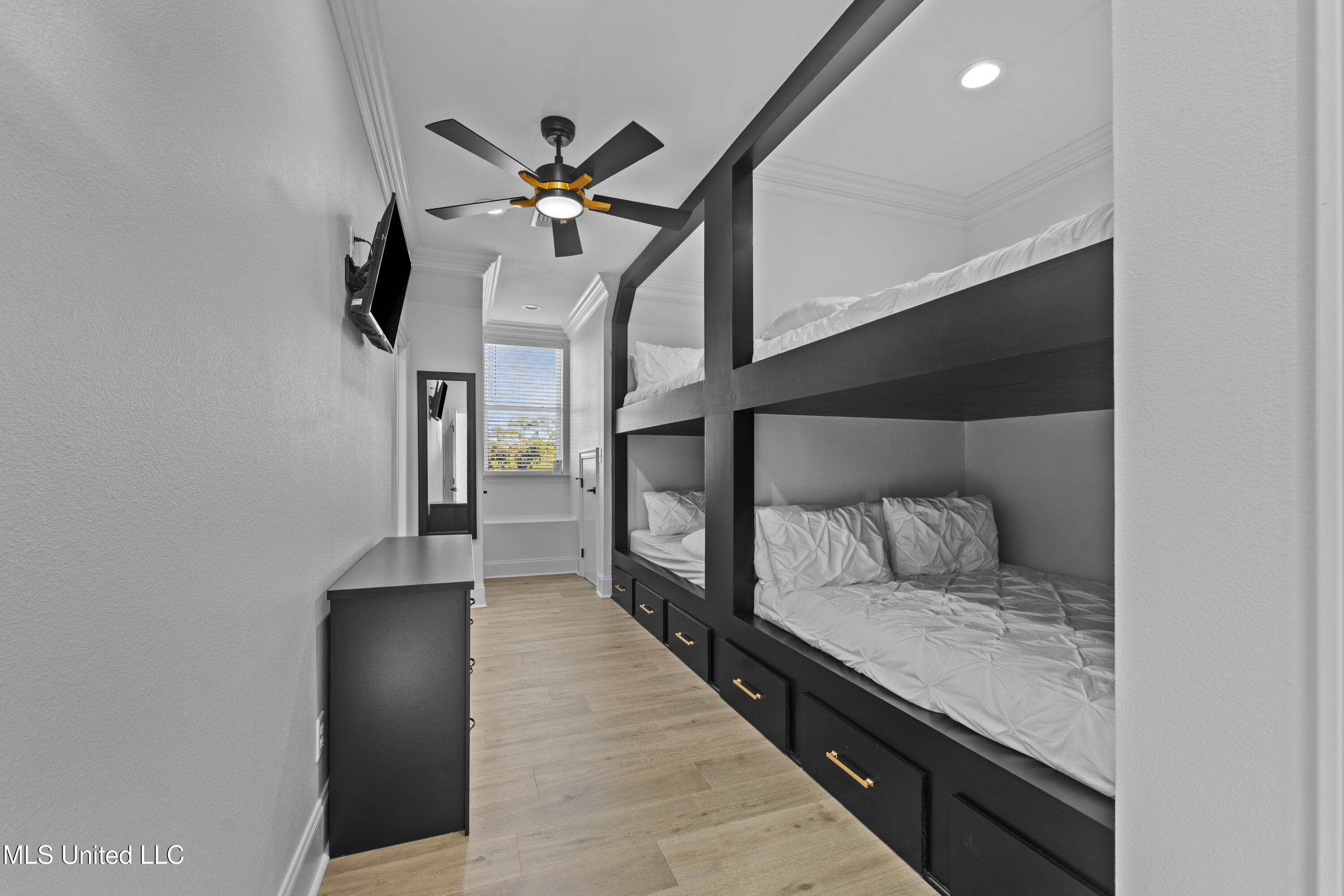 527 Sandy Hook Drive Pass Christian, MS 39571 - Photo 24 of 35 Bedroom 4