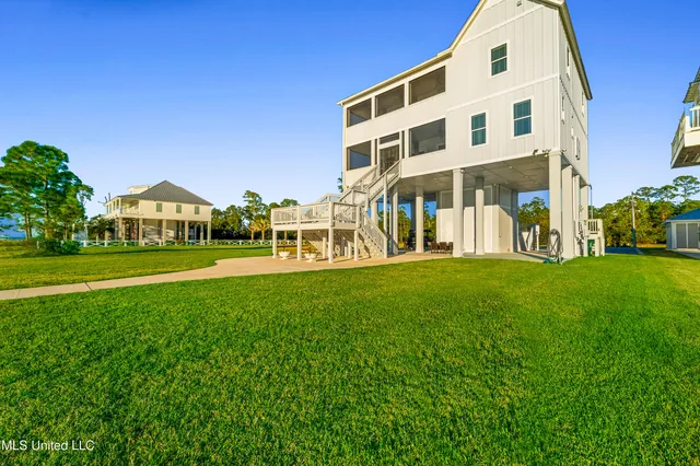 $2,250,000 | 527 Sandy Hook Drive, Pass Christian, MS 39571