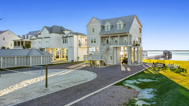 $2,250,000 | 527 Sandy Hook Drive, Pass Christian, MS 39571