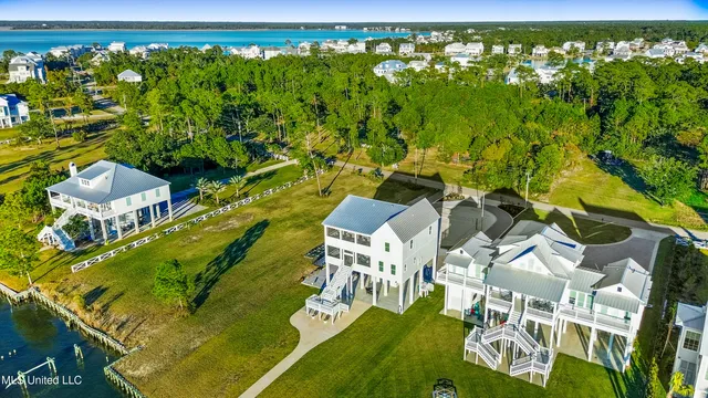 $2,250,000 | 527 Sandy Hook Drive, Pass Christian, MS 39571