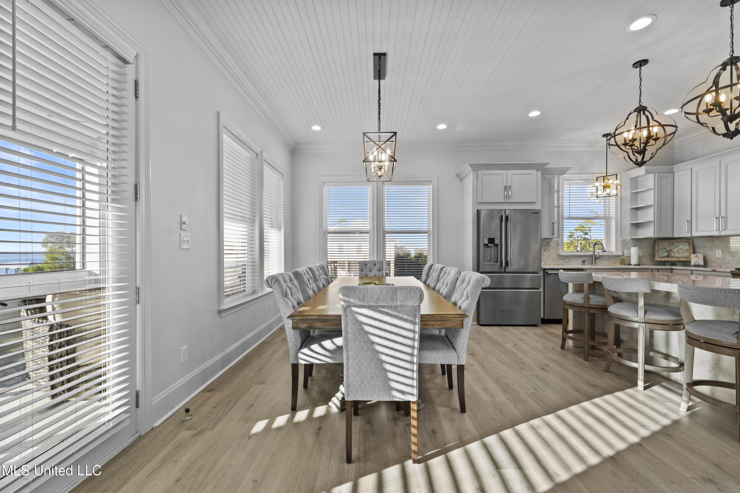 527 Sandy Hook Drive Pass Christian, MS 39571 - Photo 6 of 35 Dining Room