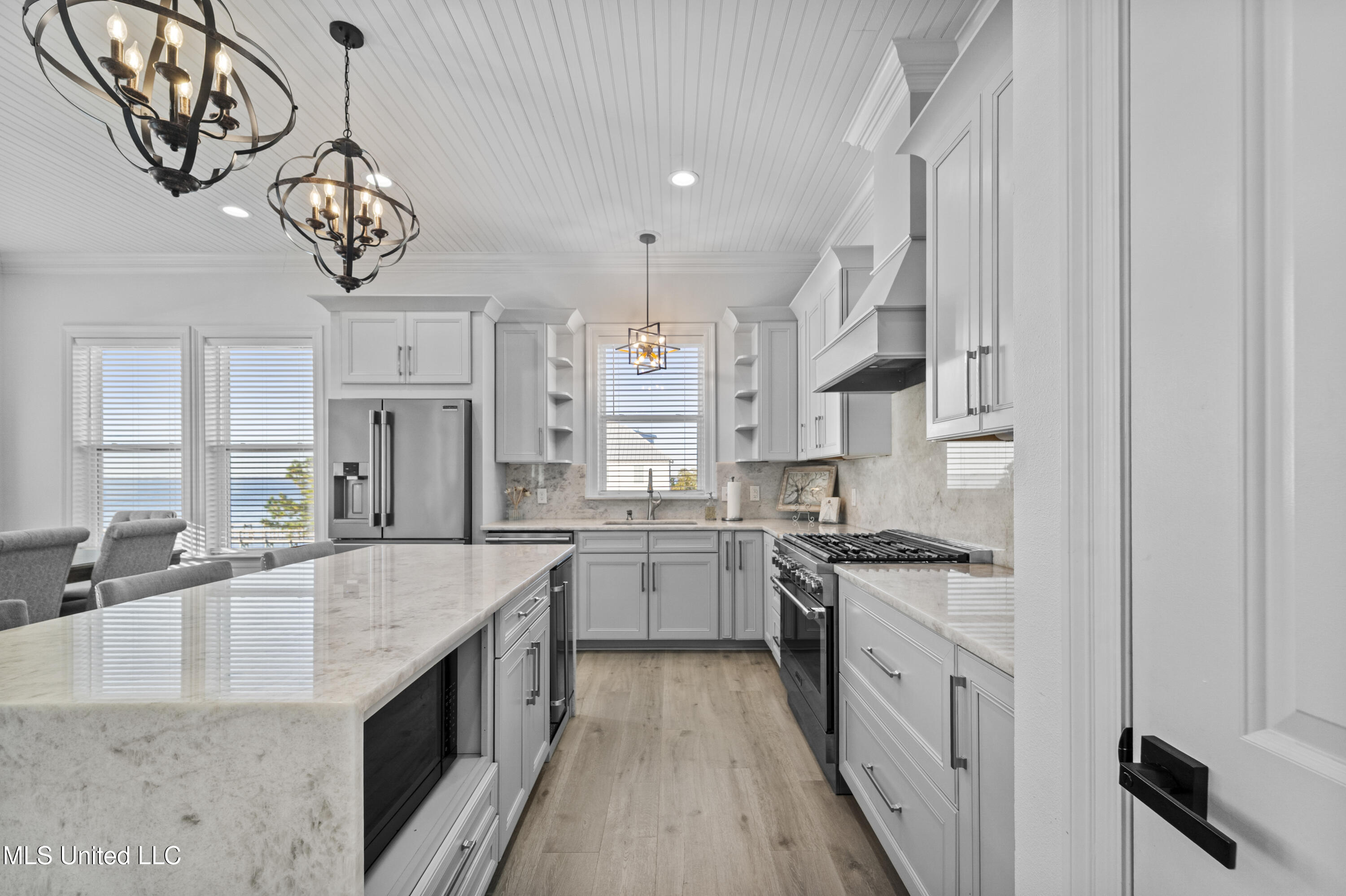 527 Sandy Hook Drive Pass Christian, MS 39571 - Photo 8 of 35 Kitchen