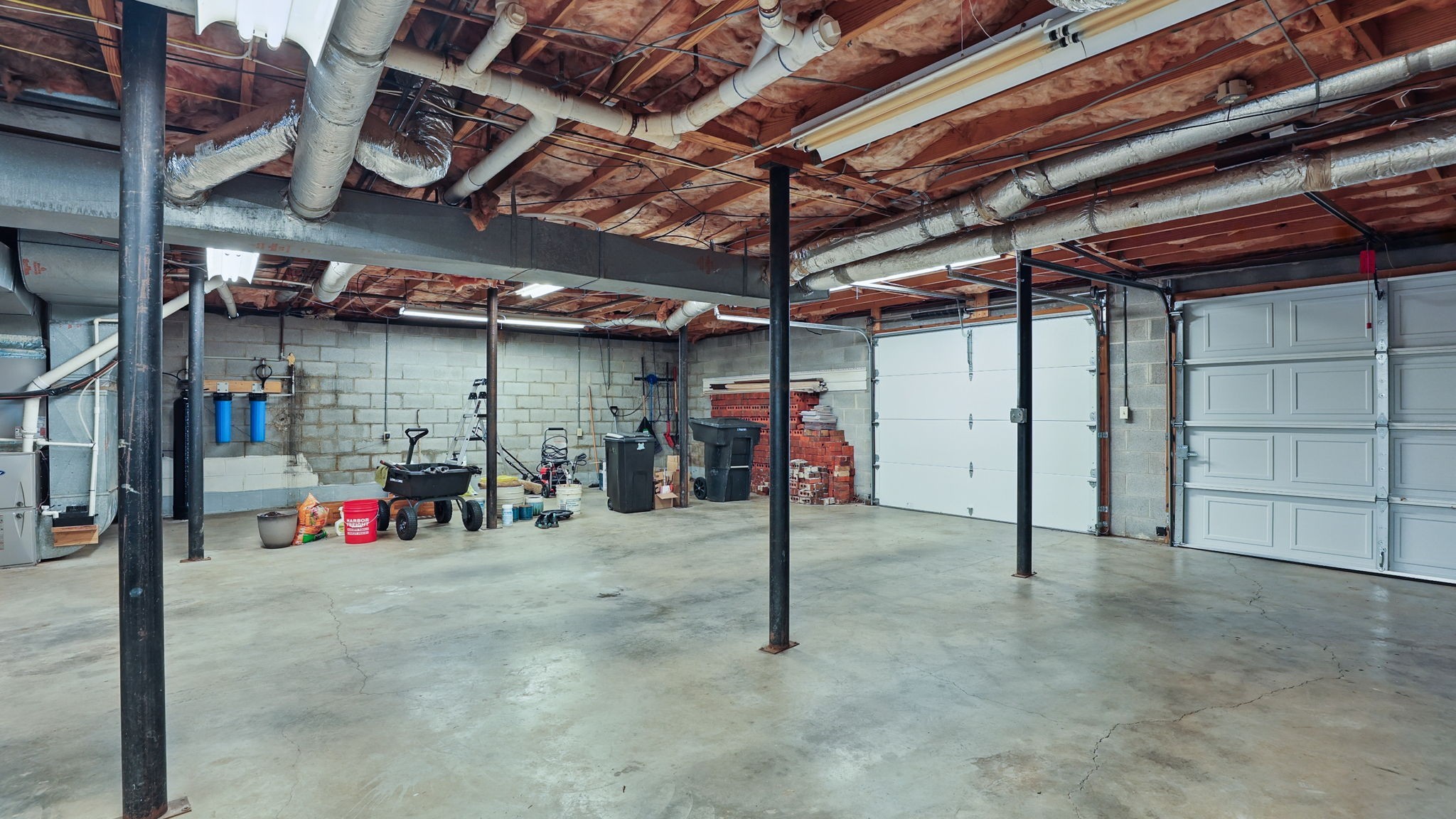 1719 Waterford Road Murfreesboro, TN 37129 - Photo 12 of 55 a view of empty room with wooden ceiling