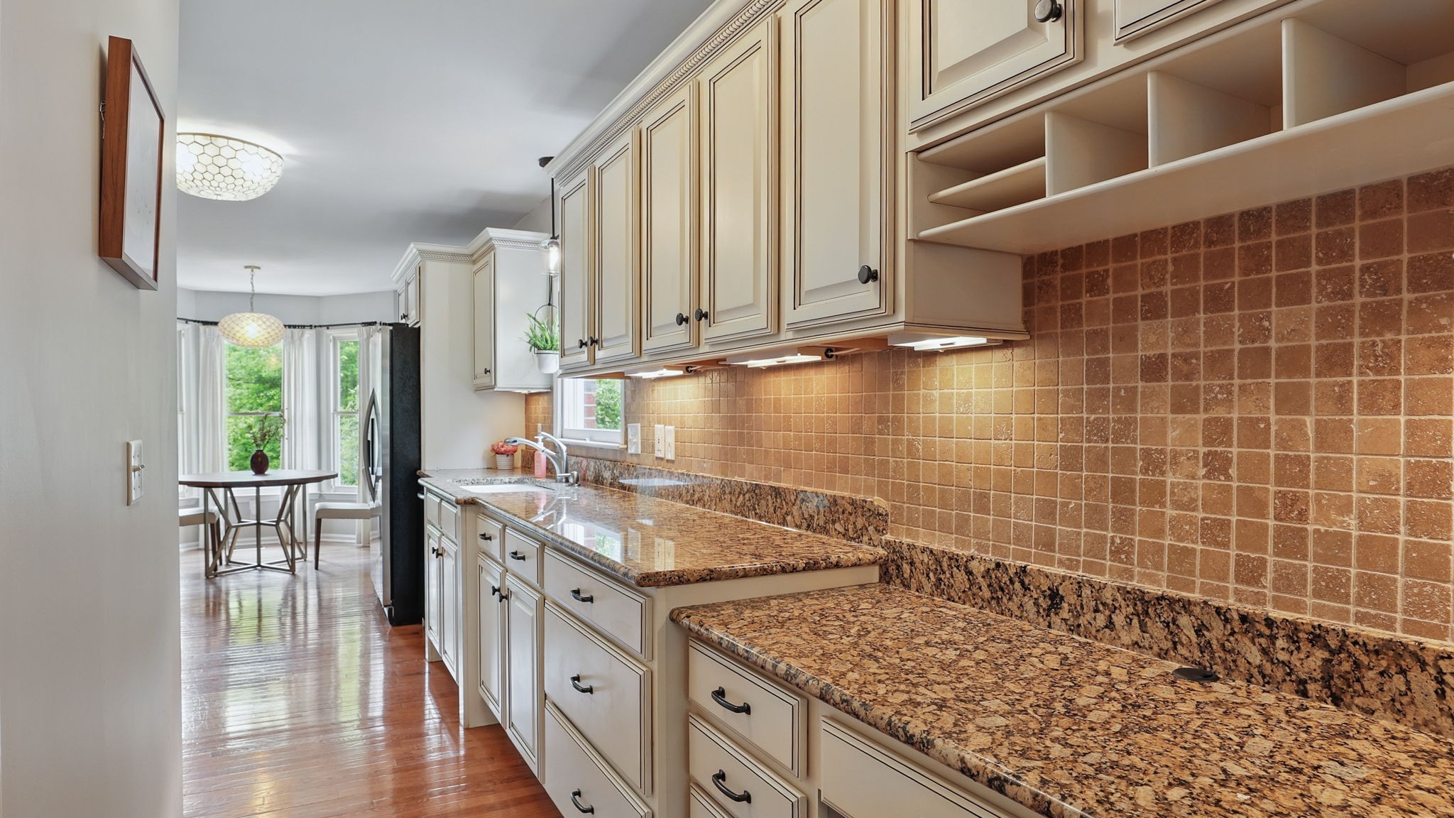 1719 Waterford Road Murfreesboro, TN 37129 - Photo 22 of 55 a kitchen with a stove a sink and a refrigerator