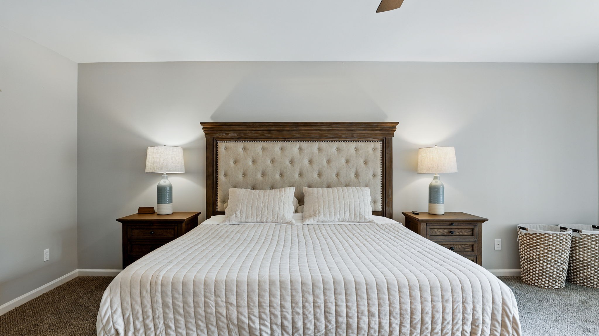 1719 Waterford Road Murfreesboro, TN 37129 - Photo 33 of 55 a bedroom with a bed and a lamp