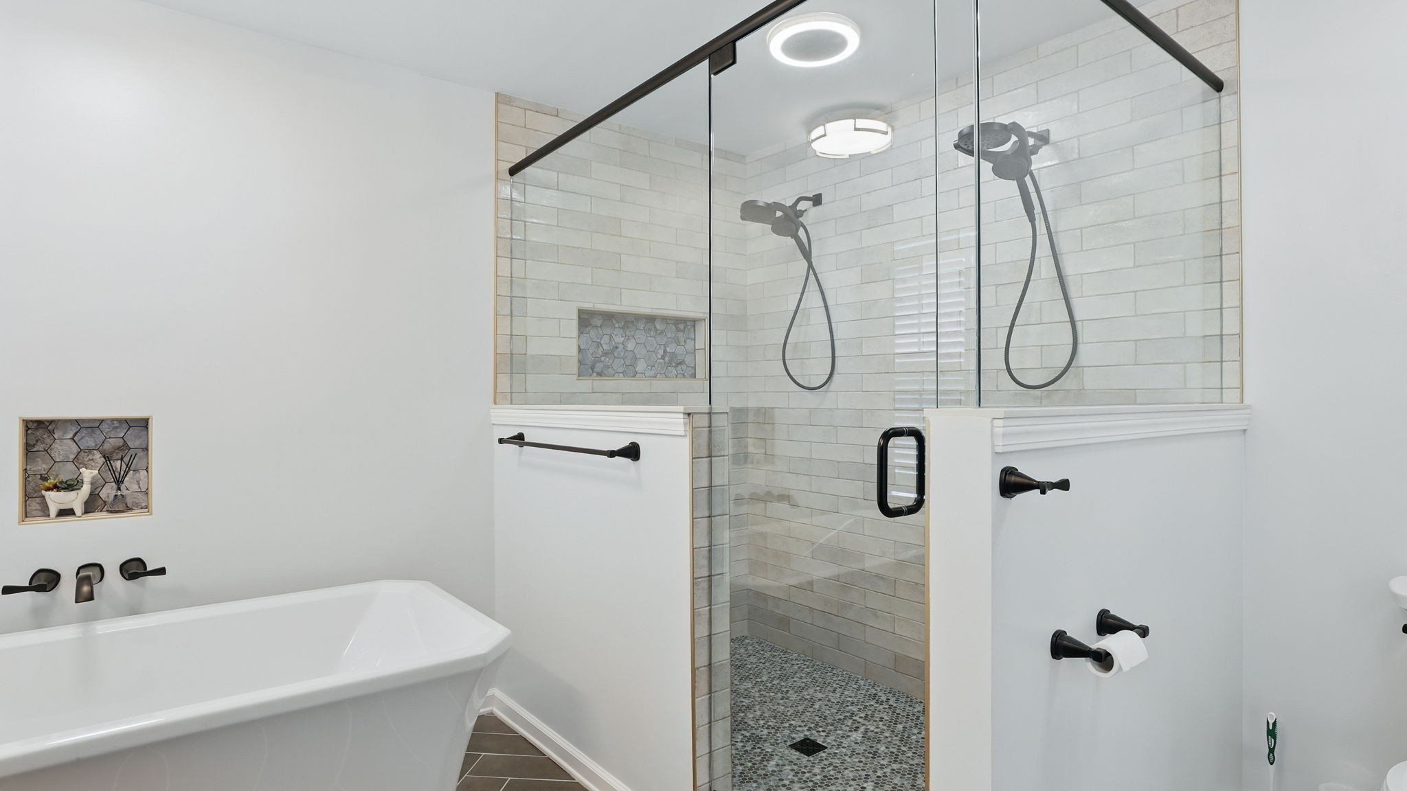 1719 Waterford Road Murfreesboro, TN 37129 - Photo 38 of 55 a bathroom with a bath tub with a shower