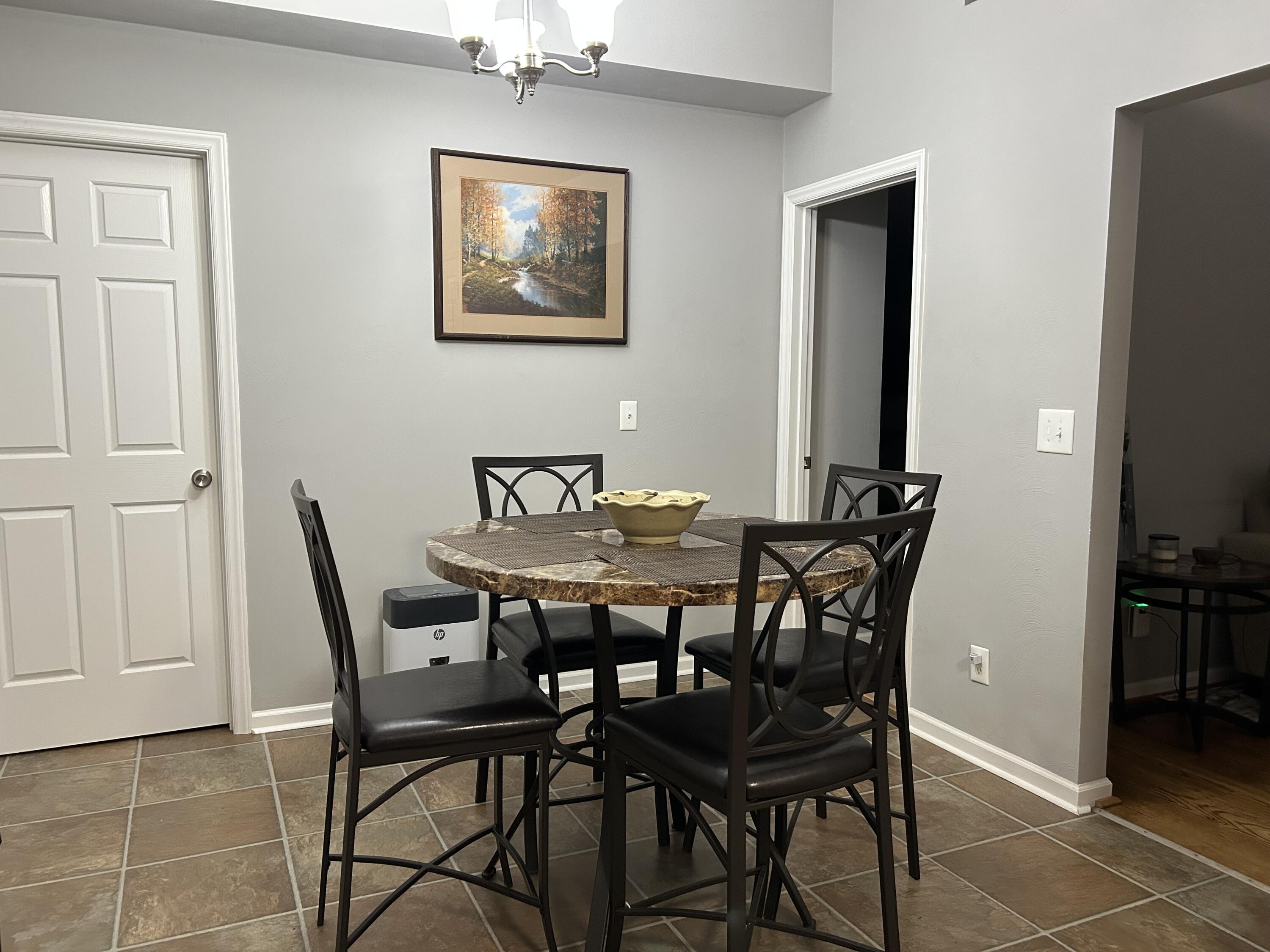 1291 Houston Mines Road Troutville, VA 24175 - Photo 5 of 25 Dining area