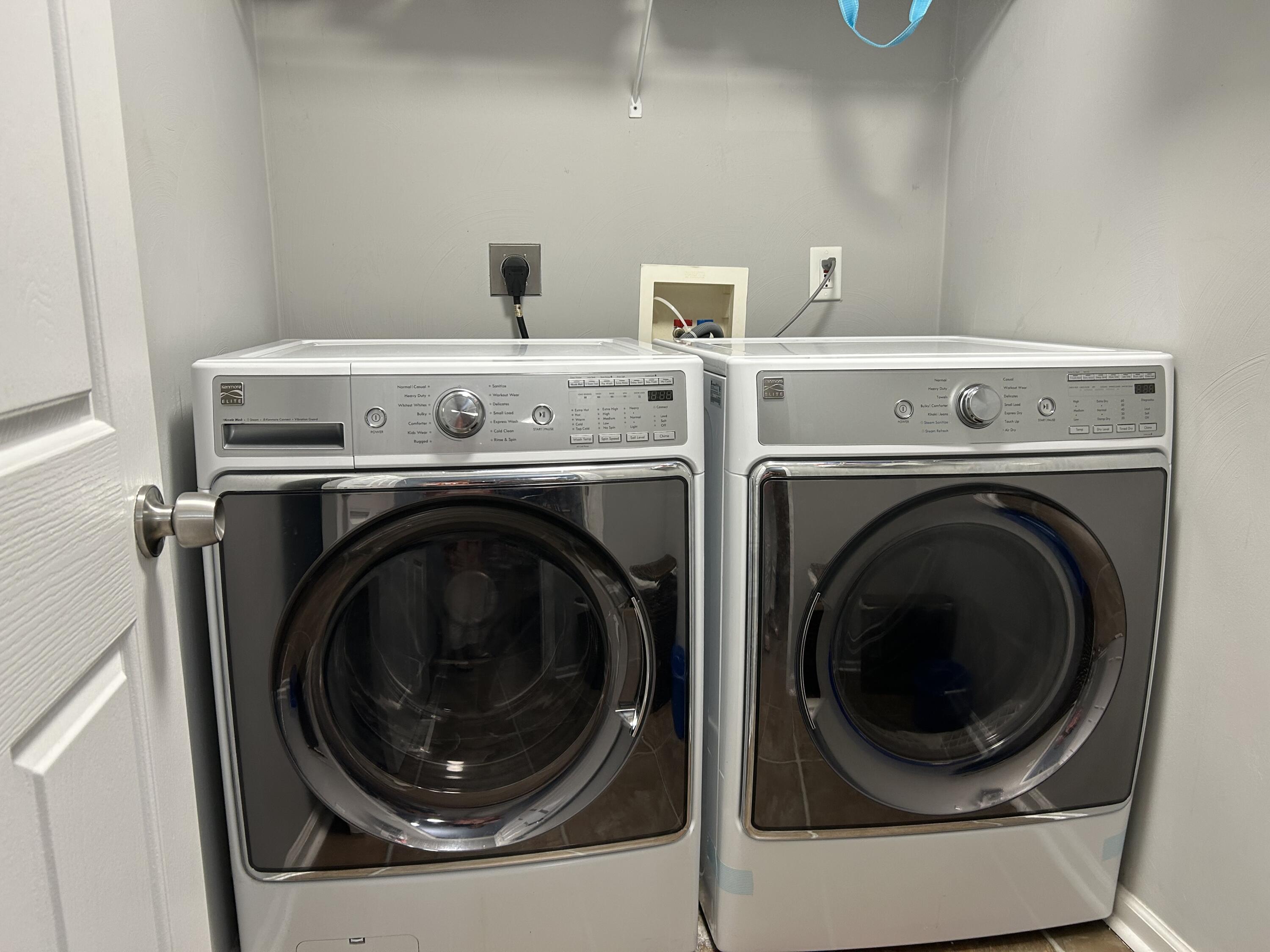 1291 Houston Mines Road Troutville, VA 24175 - Photo 6 of 25 Main Level Laundry