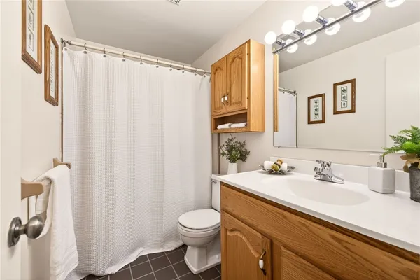 $199,900 | 9 Brimsdown Circle, Perinton, NY 14450