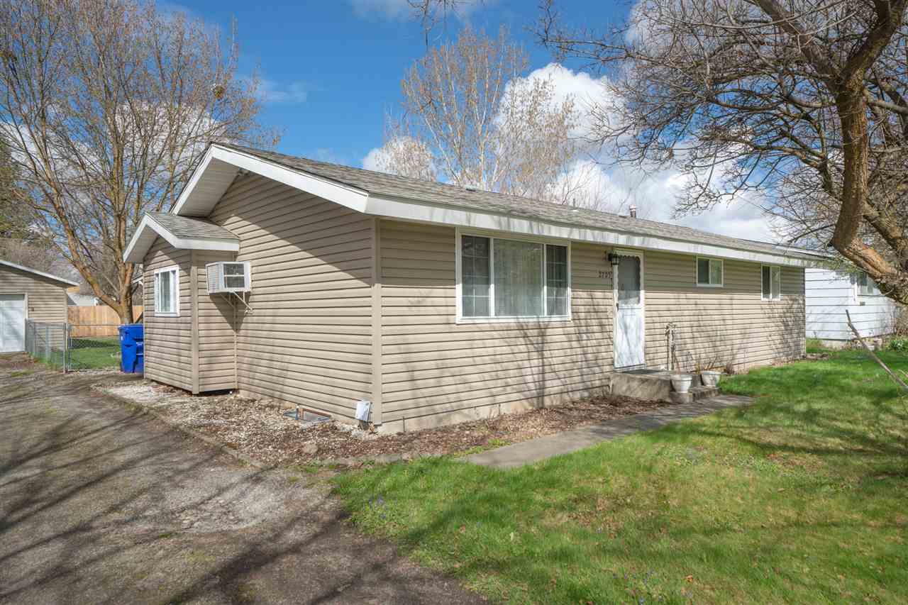 2705 North Bowdish Road Spokane Valley, WA 99206 - Photo 3 of 18 Gallery Image 3