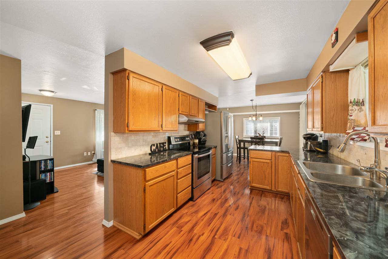 2705 North Bowdish Road Spokane Valley, WA 99206 - Photo 6 of 18 Gallery Image 6