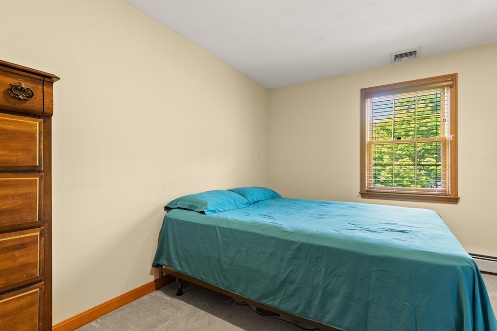 73 Sudbury Road Ashland, MA 01721 - Photo 19 of 33
