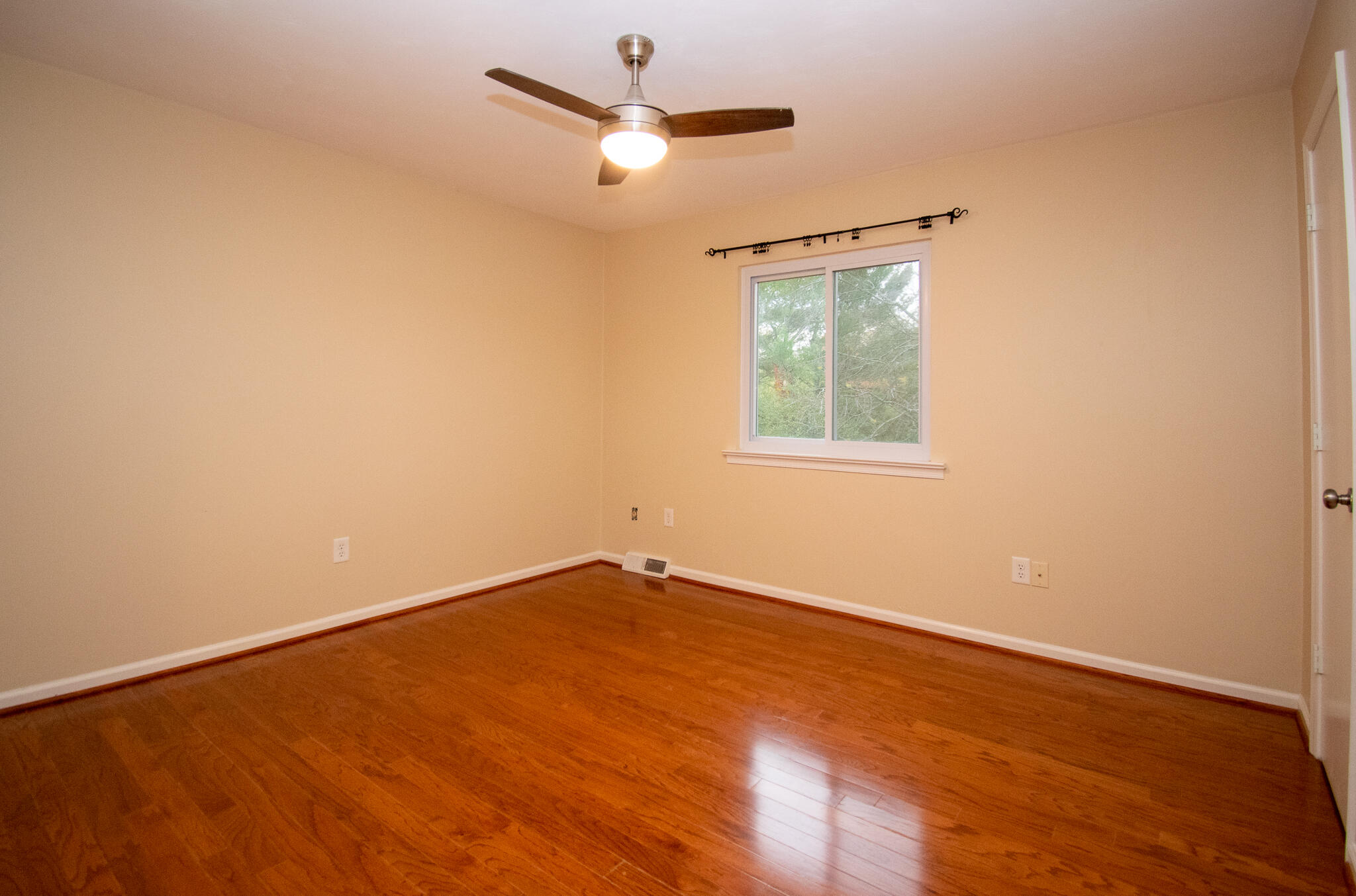 8316 Willow Ridge Road Roanoke, VA 24019 - Photo 18 of 31 DSC_0089