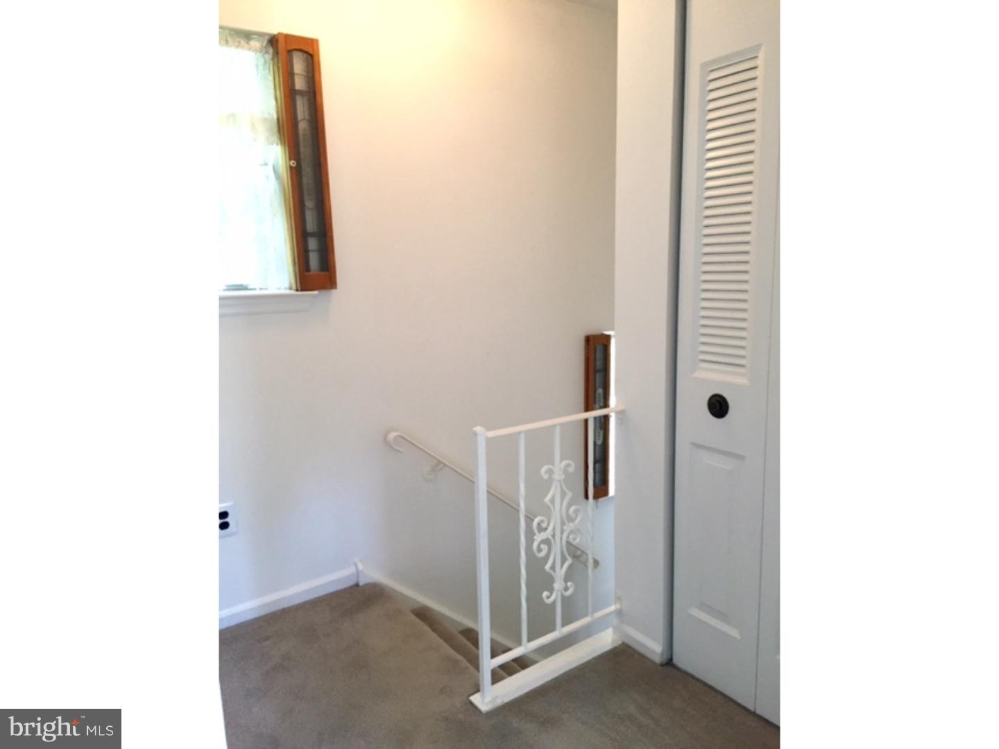 315 Ripka Street, Unit J Philadelphia, PA 19128 - Photo 9 of 20 Hallway