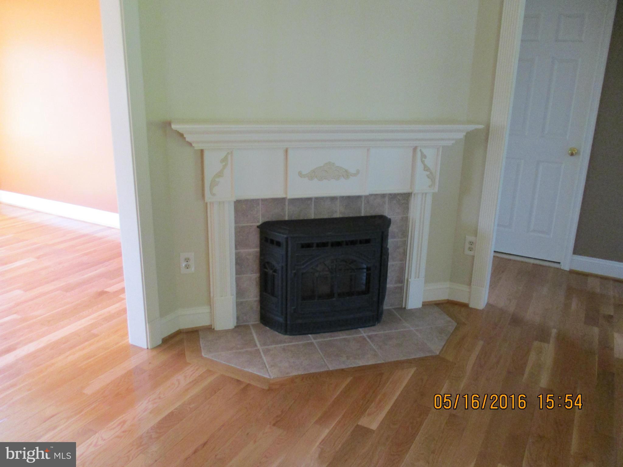 3664 Emory Church Road Street, MD 21154 - Photo 4 of 30 Living Room