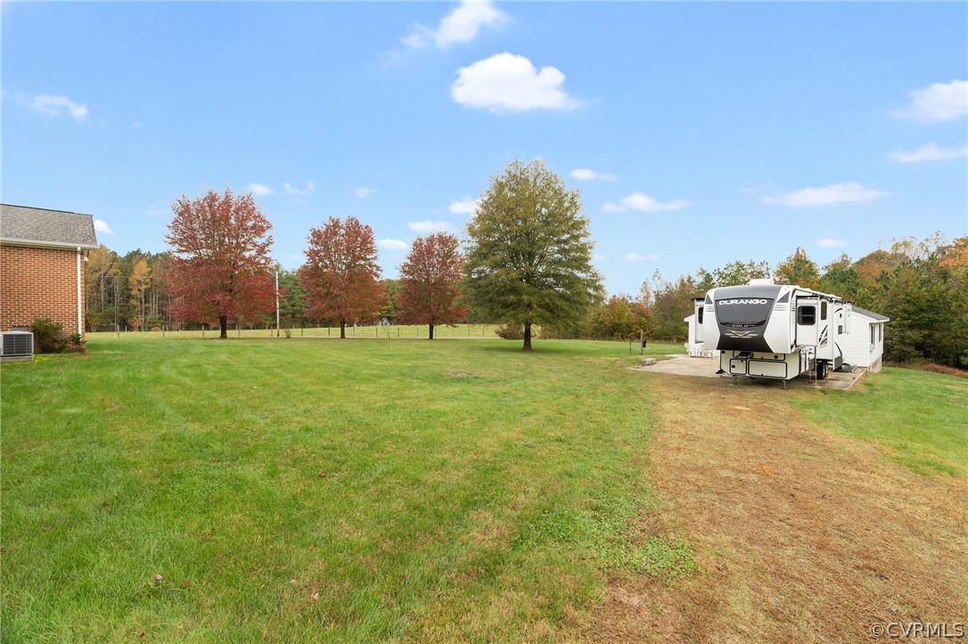 13812 Pole Run Road Disputanta, VA 23842 - Photo 7 of 19 Gallery Image 7