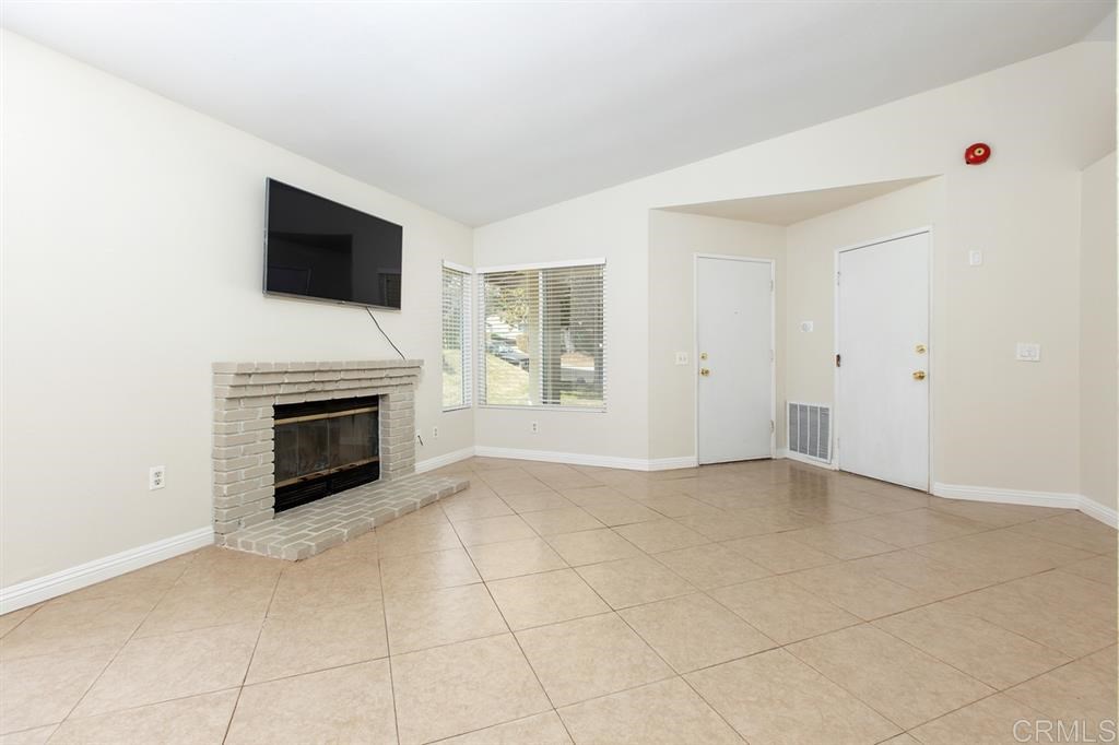 2175 Johnston Road Escondido, CA 92029 - Photo 5 of 25 Gallery Image 5