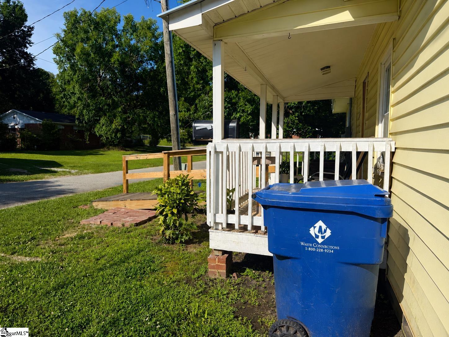 117 Williams Street Woodruff, SC 29388 - Photo 2 of 14