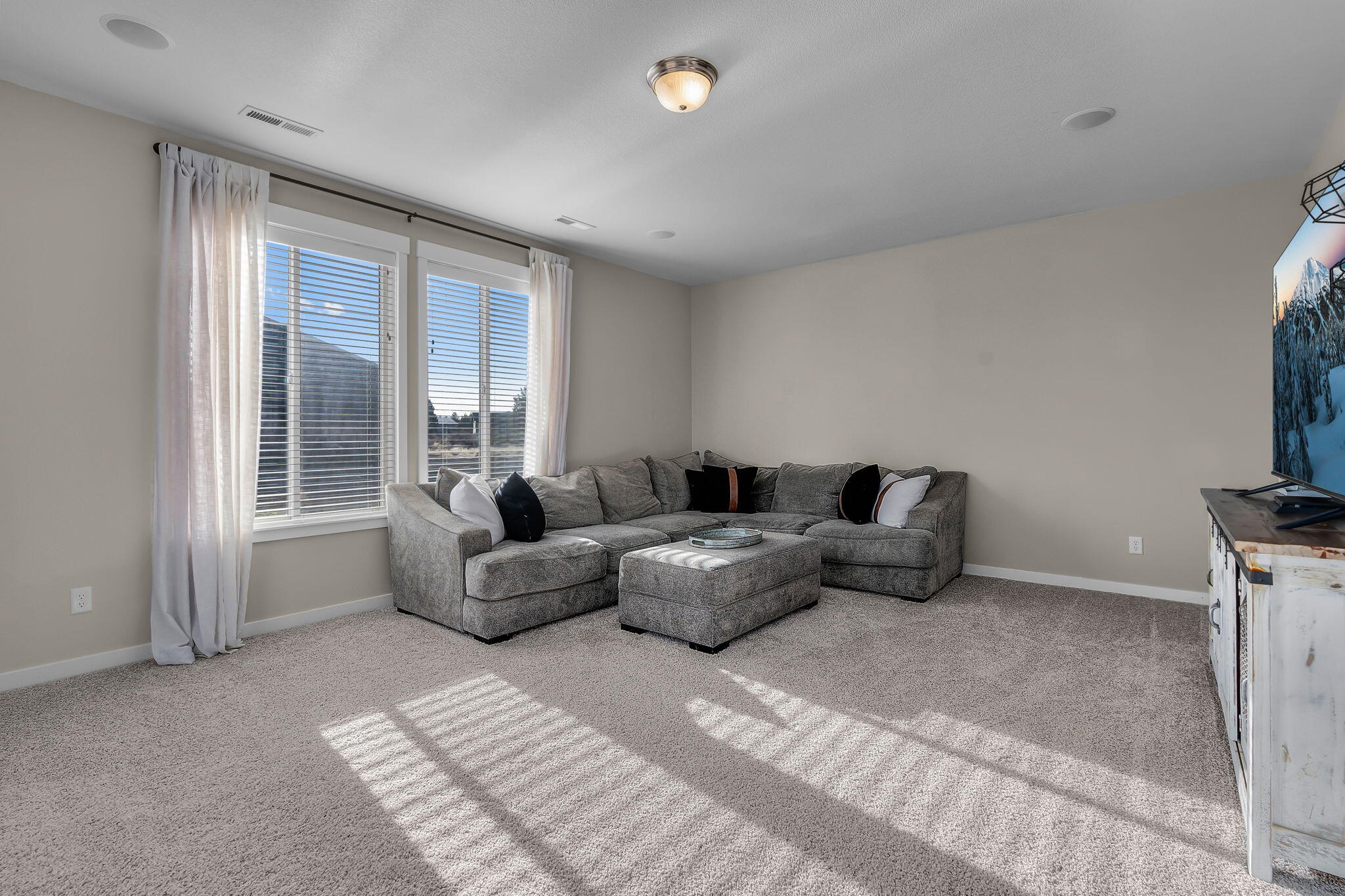 66380 Jericho Road Bend, OR 97703 - Photo 41 of 61 Bonus room