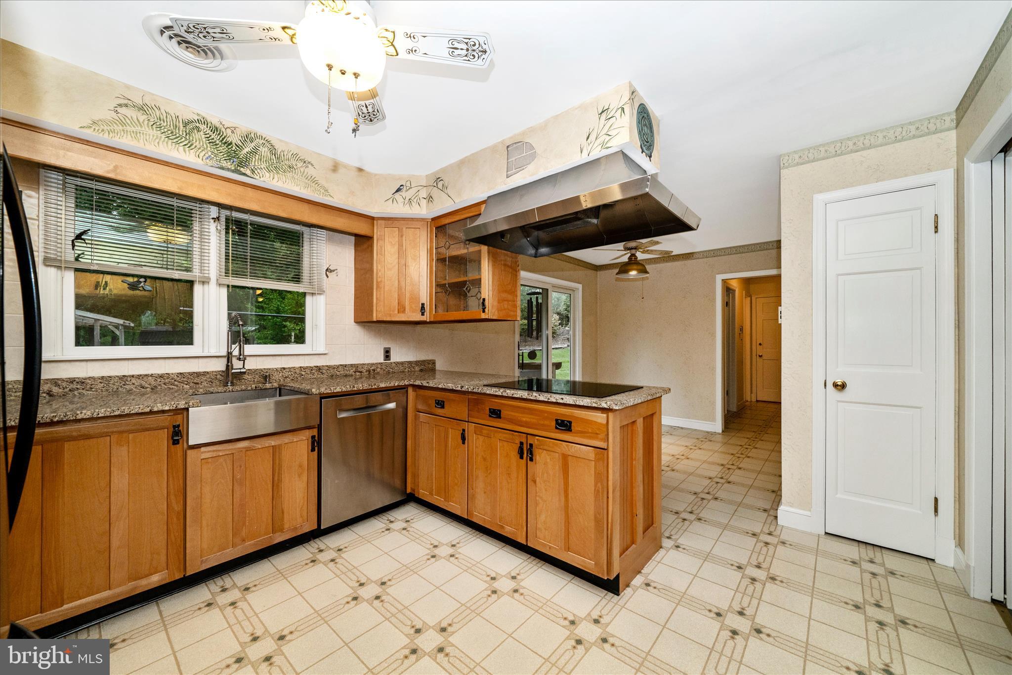13949 Brighton Dam Road Clarksville, MD 21029 - Photo 14 of 71 Kitchen