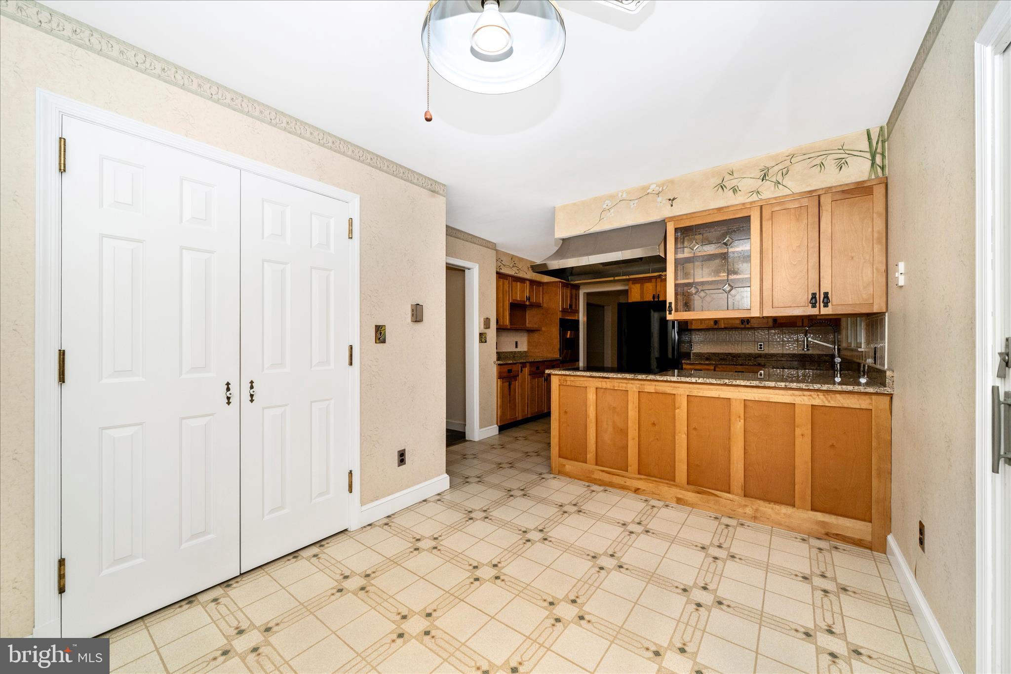 13949 Brighton Dam Road Clarksville, MD 21029 - Photo 20 of 71 Breakfast Area