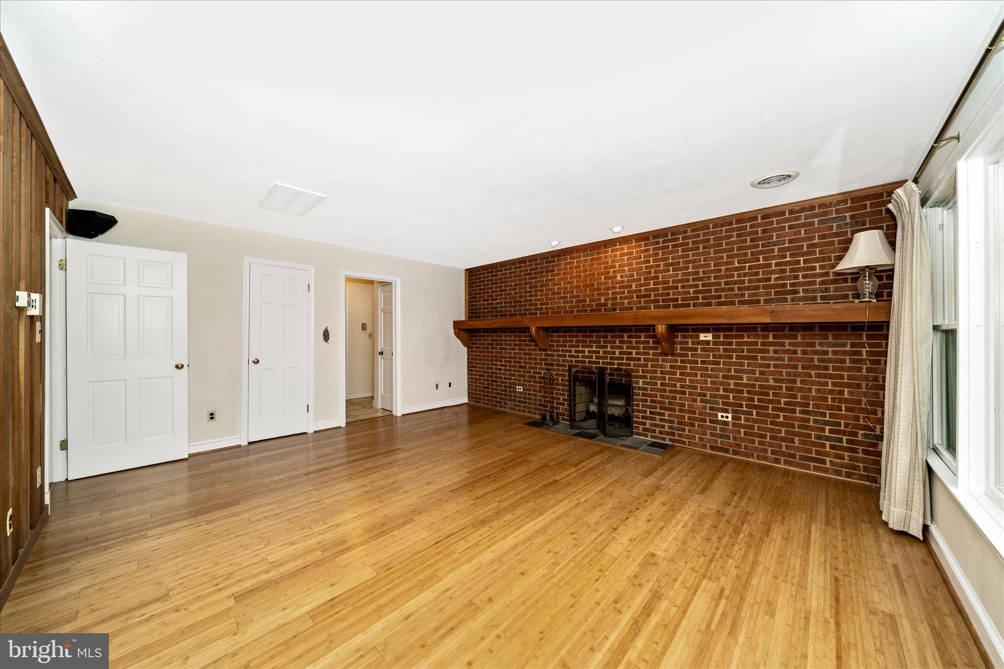 13949 Brighton Dam Road Clarksville, MD 21029 - Photo 23 of 71 Family Room